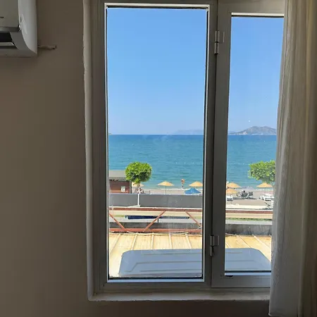 Er-oez Hotel 3*